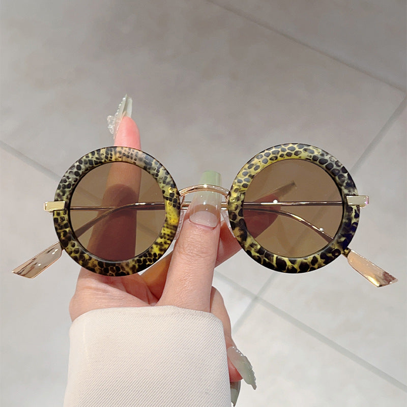 Small Frame Oval Fashion Sunglasses UV Protection